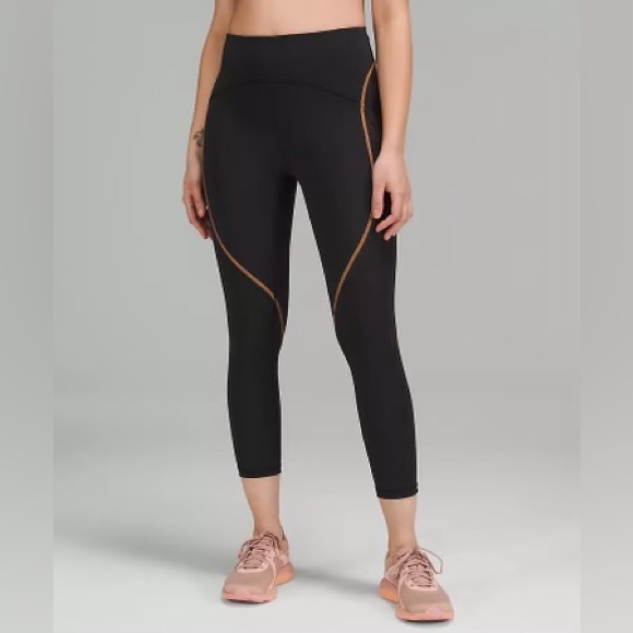 lululemon athletica Pants - NWT 🍋 Lululemon Power Thru High-Rise Crop 23” Colour Seam Sz 6